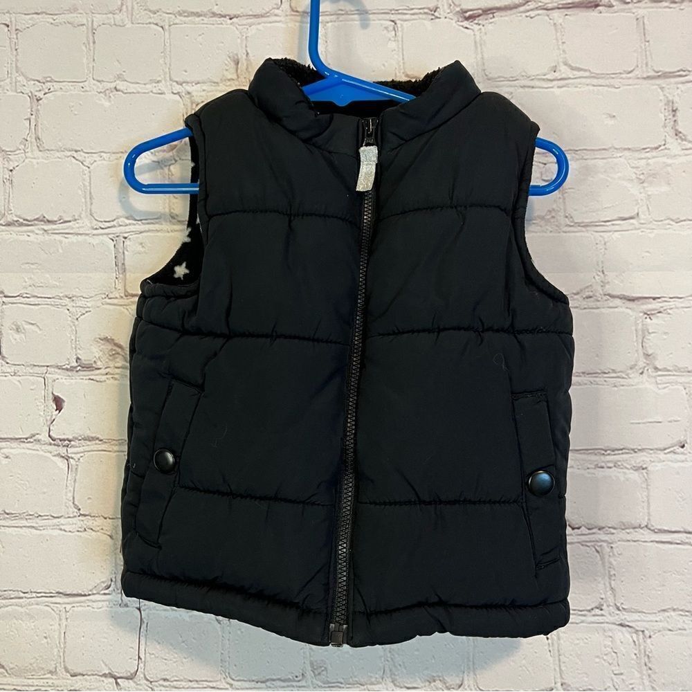 Carter’s Black Puffer Vest size 18 months